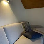 Haus Hochland - Grosszuegige Alpenwohnung Im Dachgeschoss 巴特科尔格鲁布