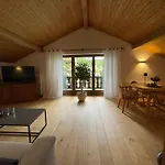 公寓 Haus Hochland - Grosszuegige Alpenwohnung Im Dachgeschoss 巴特科尔格鲁布