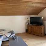 Haus Hochland - Grosszuegige Alpenwohnung Im Dachgeschoss * 巴特科尔格鲁布