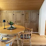 Haus Hochland - Grosszuegige Alpenwohnung Im Dachgeschoss 公寓