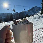 Haus Hochland - Grosszuegige Alpenwohnung Im Dachgeschoss 公寓 *