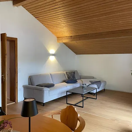 Haus Hochland - Grosszuegige Alpenwohnung Im Dachgeschoss * 바트코흘그루프