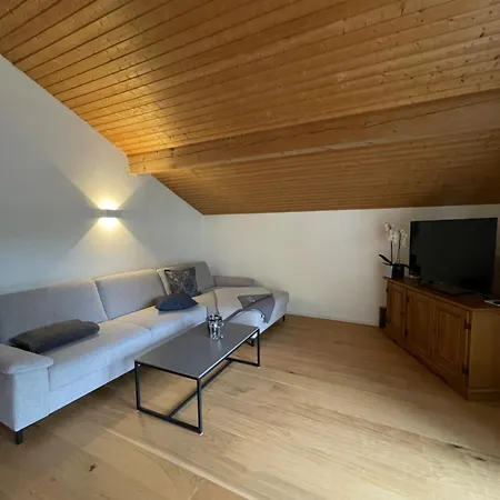 아파트 Haus Hochland - Grosszuegige Alpenwohnung Im Dachgeschoss