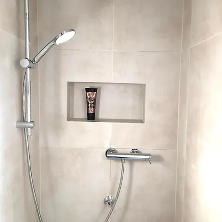 Grosszuegige Alpenwohnung Im Dachgeschoss Apartment *