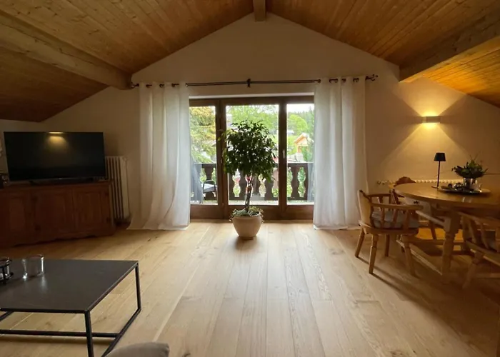 Apartment Großzügige Alpenwohnung Im Dachgeschoss Bad Kohlgrub