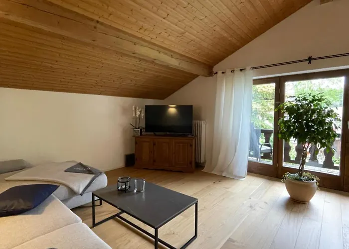 Apartment Großzügige Alpenwohnung Im Dachgeschoss