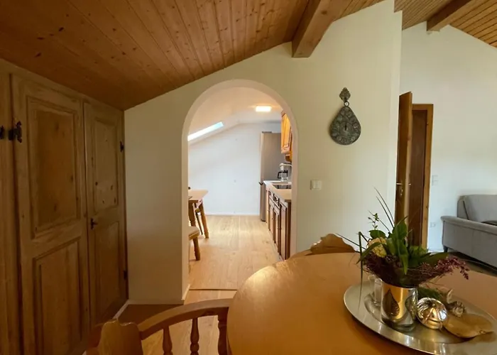 Lägenhet Haus Hochland - Grosszuegige Alpenwohnung Im Dachgeschoss