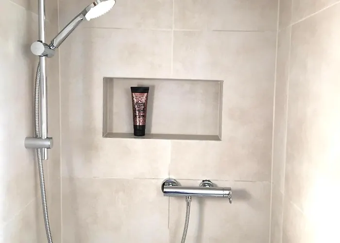 Haus Hochland - Grosszuegige Alpenwohnung Im Dachgeschoss דירה *